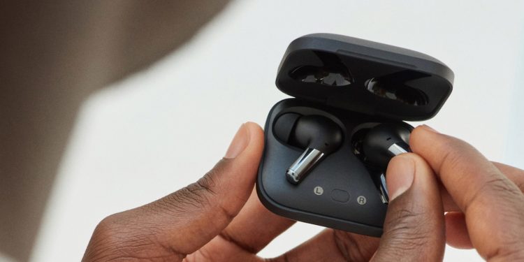 具备ANC和38小时续航力 OnePlus Buds Pro发布了!