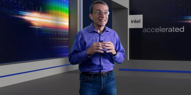 英特尔宣布将代工制造高通芯片