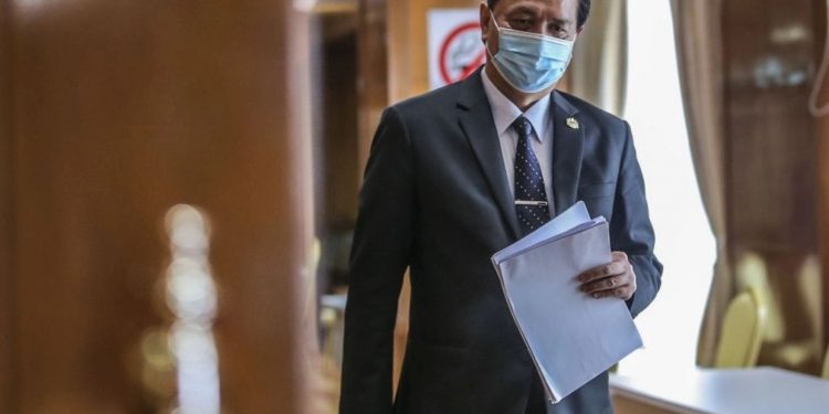 数字仍令人沮丧！连续3天创新高今报1万3215宗！