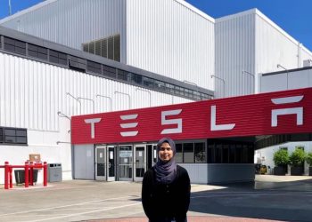 任机器人讲师 特斯拉聘大马加州大学工程系毕业生