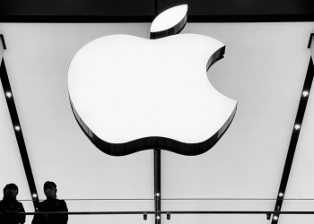 iPhone 13支持低轨道卫星通讯？移动和5G专家：不一定