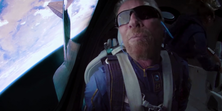 出现太空飞行偏航 FAA勒令维珍银河停飞太空船