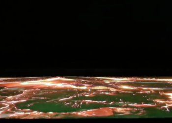 2D变3D！ 三星打造全新13寸可拉伸屏幕