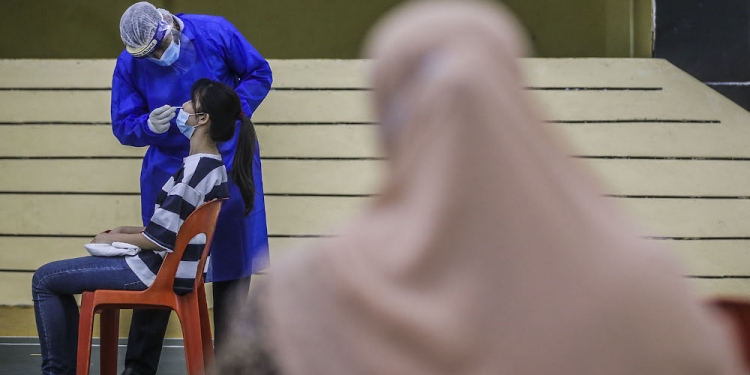 单日确诊添1万2434宗！砂州2967宗继续居冠