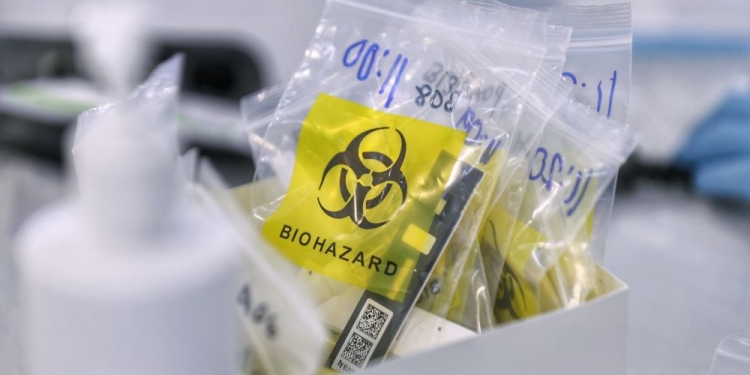 新增1万4990宗确诊!雪州重回榜首