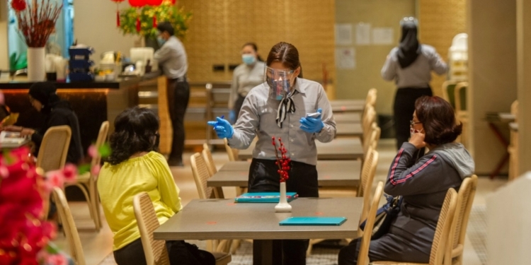 归咎国安会没更新SOP！凯里驳斥三阶区开放堂食给未接种疫苗者