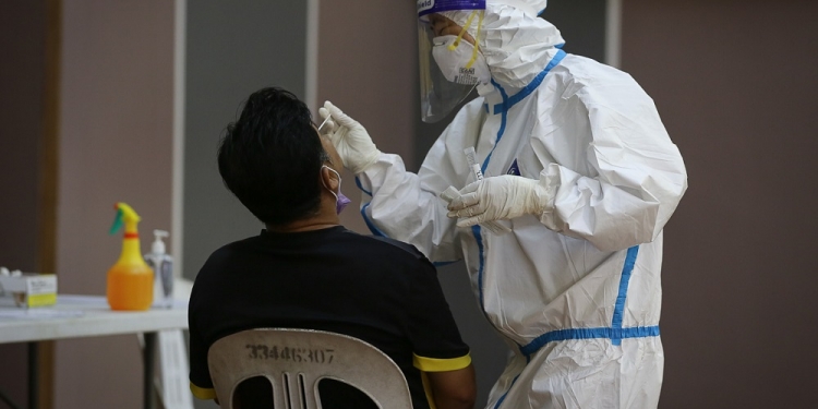 连续3天少过万！今8817人染疫砂州最高