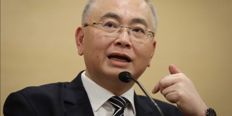 林冠英再挑战魏家祥辩论沿岸海航政策 议长：部长已说不会退缩