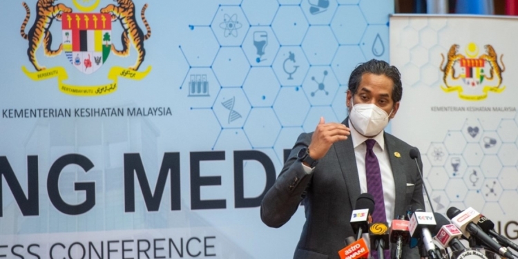 卫生部与默沙东药厂签协议 购买抗新冠口服药物