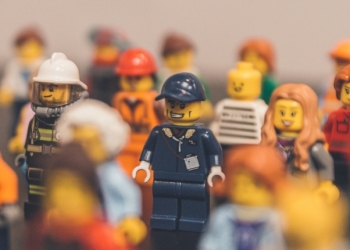 为了促进包容 乐高将消除产品的性别偏见及刻板印象