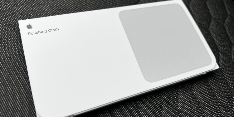 已推迟至明年发货 推特用户率先开箱苹果抛光布