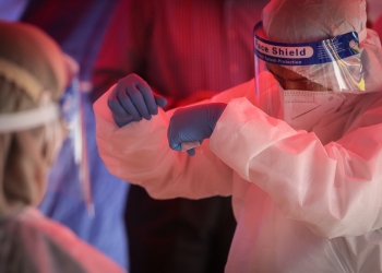 连续两天6字头！新增6377宗确诊