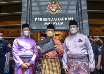 2022年财案总开销3321亿再创新高！行政开销占70.3%