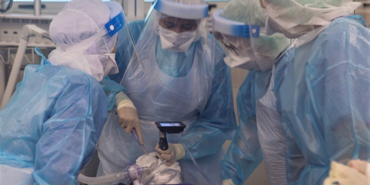 公务员累积年假增至160天！财长：可将半数换现金