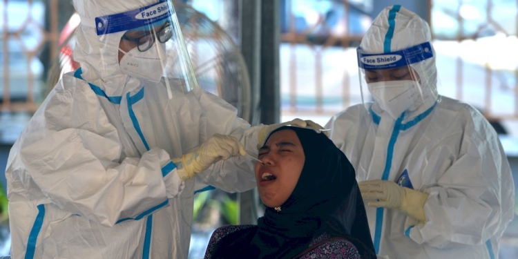 连续10天维持四位数 单日新增病例回升至7276宗