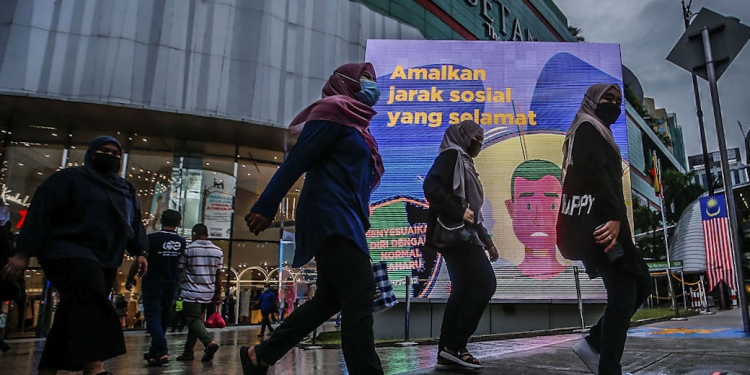 新增确诊病例回升 今报5403人染疫