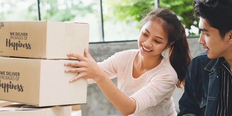 Pos Laju配送5kg以下包裹只要RM5！须先充值RM1000