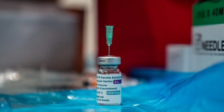 卫生部批准了！接种AZ或科兴者可打同款加强针