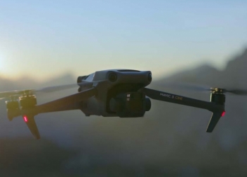 大疆Mavic 3系列已开放预购 售价从RM9799起