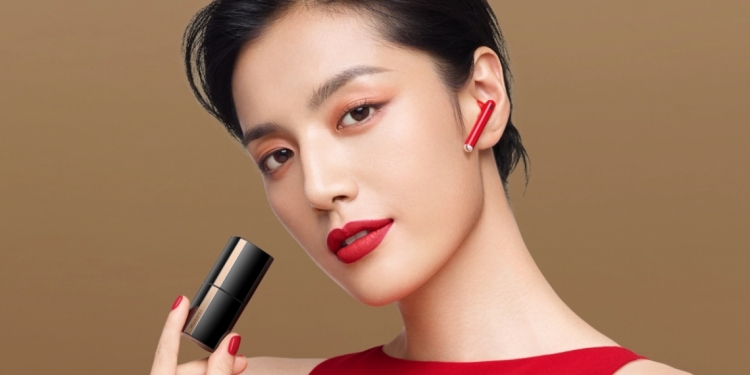 开ANC仅续航2.5小时！华为FreeBuds Lipstick售RM999