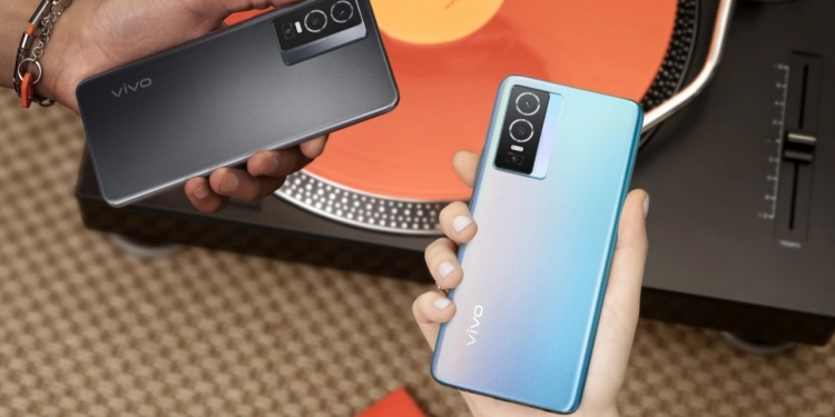 vivo Y76 5G开放预购 售价RM1299