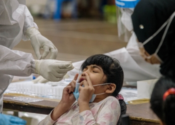 比昨日少496宗 今确诊病例报5859宗