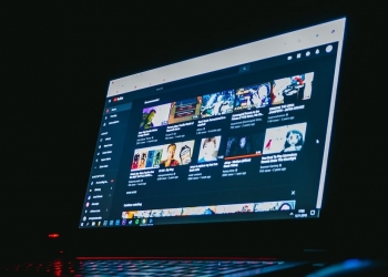 逾200万视频遭错误索赔 YouTube发布《版权透明度报告》