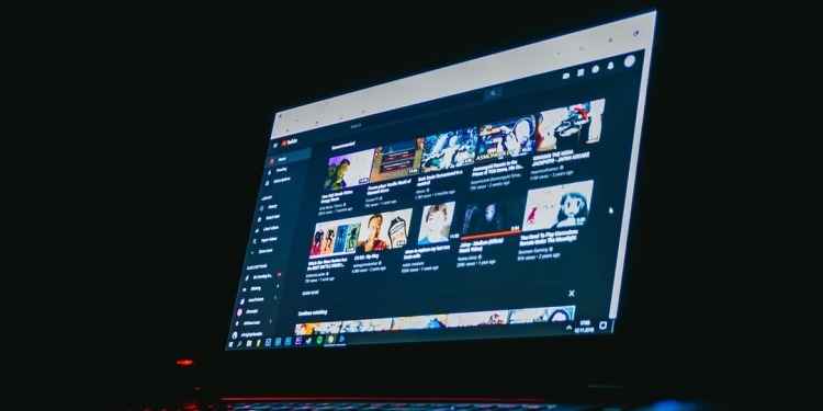 逾200万视频遭错误索赔 YouTube发布《版权透明度报告》