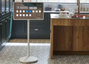 可播放Netflix 落地式智能电视LG StanbyME设计酷炫！