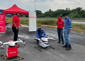 逾20无人机赴雪州赈灾！为灾区运送食物药物充电宝