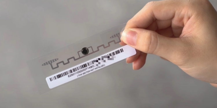 你能手拿RFID贴纸缴过路费吗?