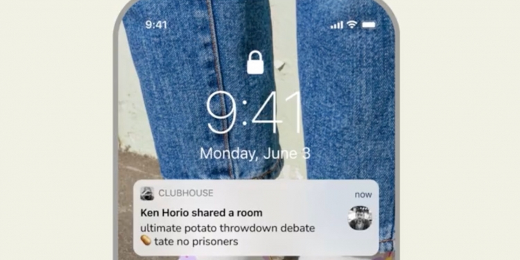 迟来好过没到？Clubhouse推出网络收听功能