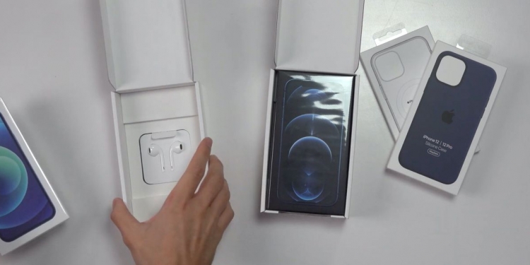 法国新法规  iPhone不再免费附送耳机