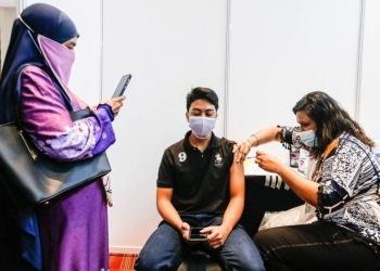 允5至11岁孩童接种辉瑞疫苗！诺希山：剂量仅10mcg