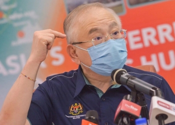 学生车祸率高就吊销驾驶学院准证 ？魏家祥：非交通部政策