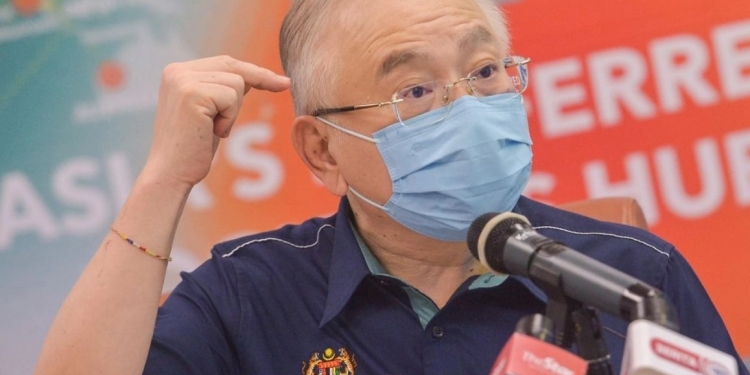 学生车祸率高就吊销驾驶学院准证 ？魏家祥：非交通部政策