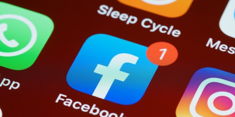 抖音壮大势不可挡   Snapchat脸书都喊怕