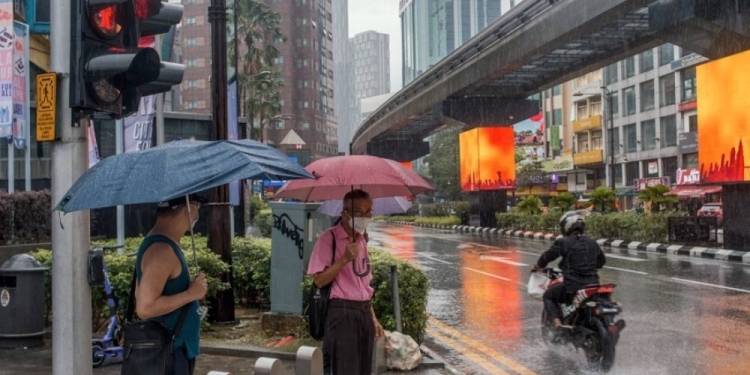 病例稍增保持2万水平！今报2万1315确诊