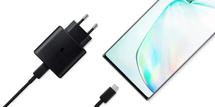 与25W差不多！Galaxy S22 Ultra 45W快充测评让人失望