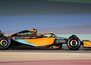 与谷歌结成合作伙伴 迈凯伦F1车队赛车轮辋采用Chrome标志设计