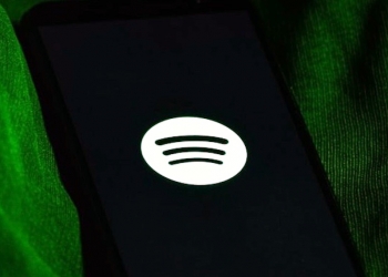 安卓Spotify终于有“滑动到队列（Swipe To Queue）”功能！