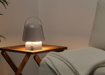 有Spotify Tap按键及蓝牙！宜家Vappeby是灯也是扬声器