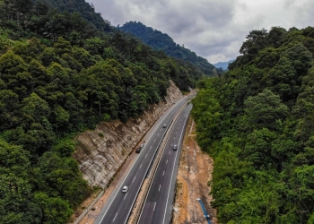 施工过程损毁光纤电缆 泛婆罗洲大道承包商罚RM8万