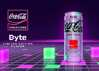 与《Fortnite》合作踏入元宇宙！ 可口可乐推“像素口味”限量饮料