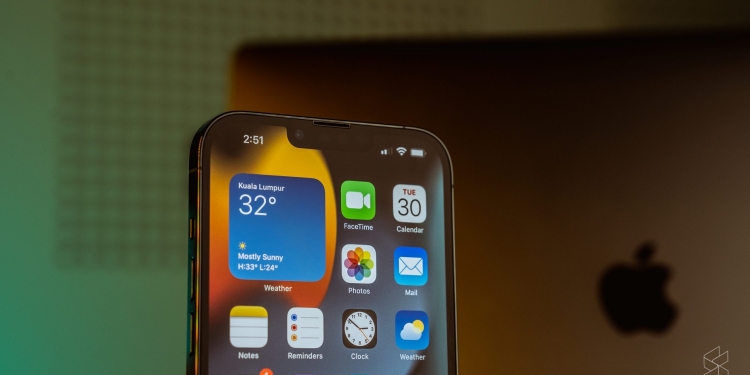 非Pro机款变化不大！网传iPhone 14 Pro及Pro Max不再有“刘海”