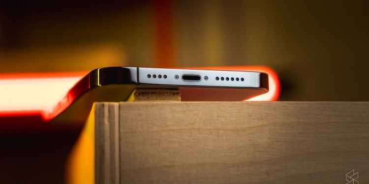 2024年生效！欧盟手机等设备将统一采用USB-C接口