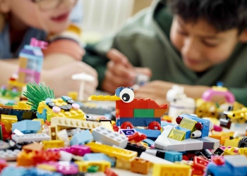 收纳多款著名作品！Lego推“经典玩乐历程”套组庆祝90周年