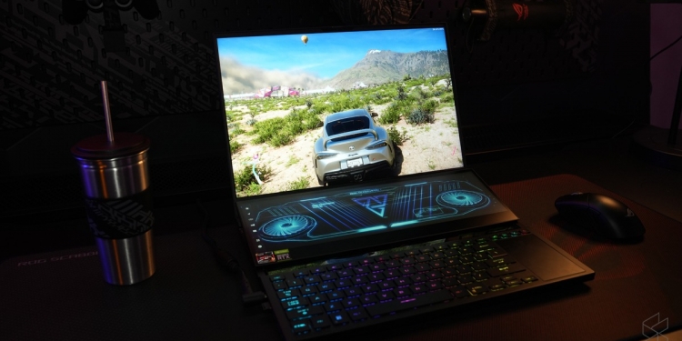 要价RM23K！ROG Zephyrus Duo 16笔电辅助屏亮眼