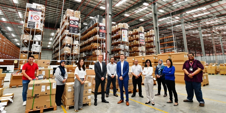 爱立信在KLIA设配送中心 为亚太地区提供更快5G网络