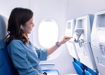 弃用椅背屏幕 马航翻新波音737-800 NG飞机客舱